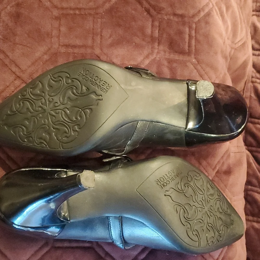 Kenneth Cole Reaction, Go 2 Town pointy toe pumps,  patent heel, size 7.5 - Picture 3 of 7